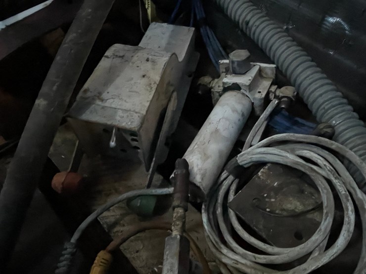 #10405-•-complete-hydraulic-system-for-ready-mix-truck-image-9