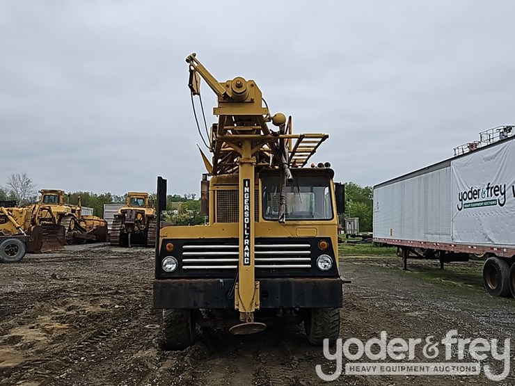 1967-ingersol-rand-dm3-truck-mounted-drilling-rig-image-9