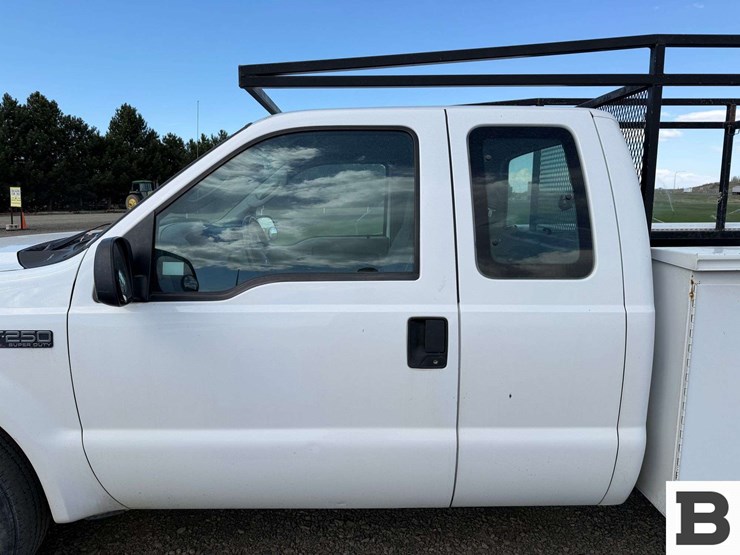 2004-ford-f250-image-12