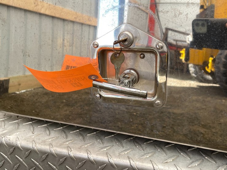 #10366-•-aluminum-truck-side-storage-box-with-stainless-steel-door-image-5