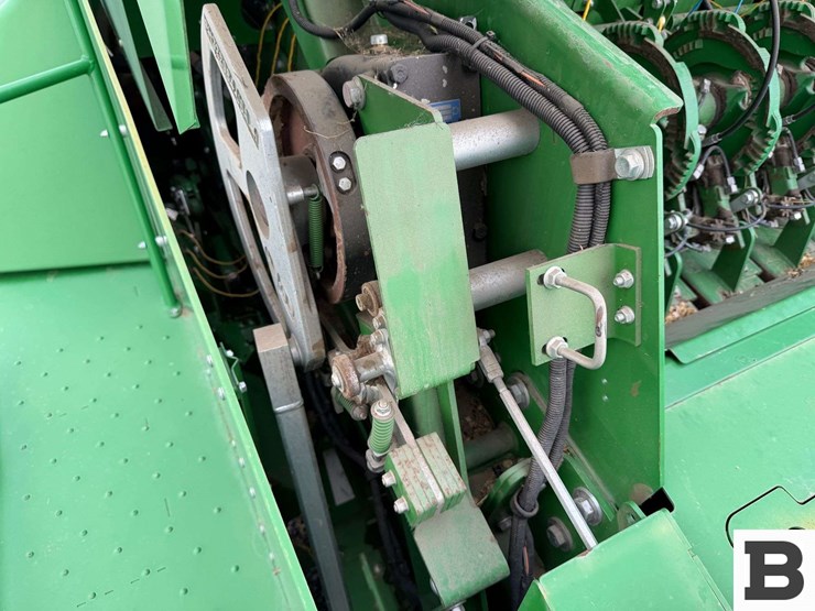 2015-john-deere-l340-image-72