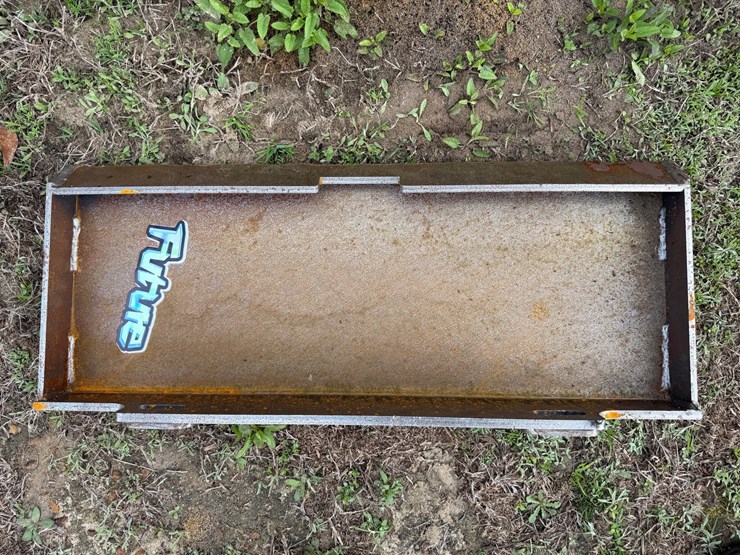 #567-•-#566-•-mini-skid-steer-mounting-plate-image-3