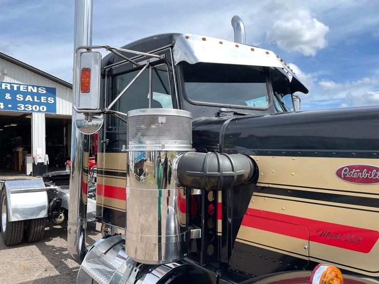 1970-peterbilt-358-image-79