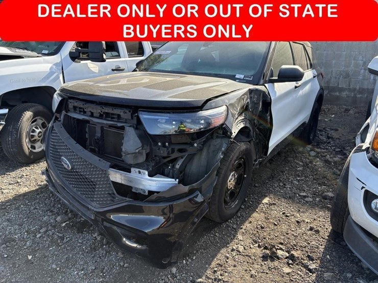 2020-ford-explorer-police-interceptor-image-1