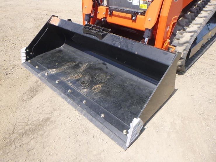 2024-kubota-svl75-3-image-9