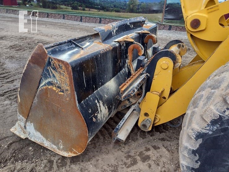 2015-caterpillar-914k-image-22