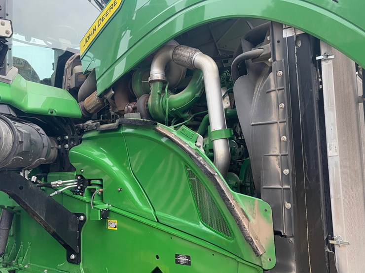 2024-john-deere-9rt-590-tractor-image-21