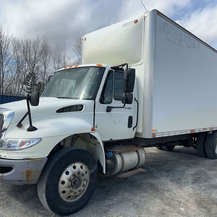 2011 INTERNATIONAL 4400 SBA