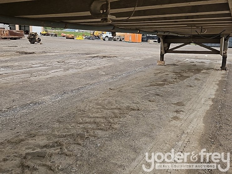 2007-j&j-transfer-trailer-attr-04,-tandem-axle-image-8