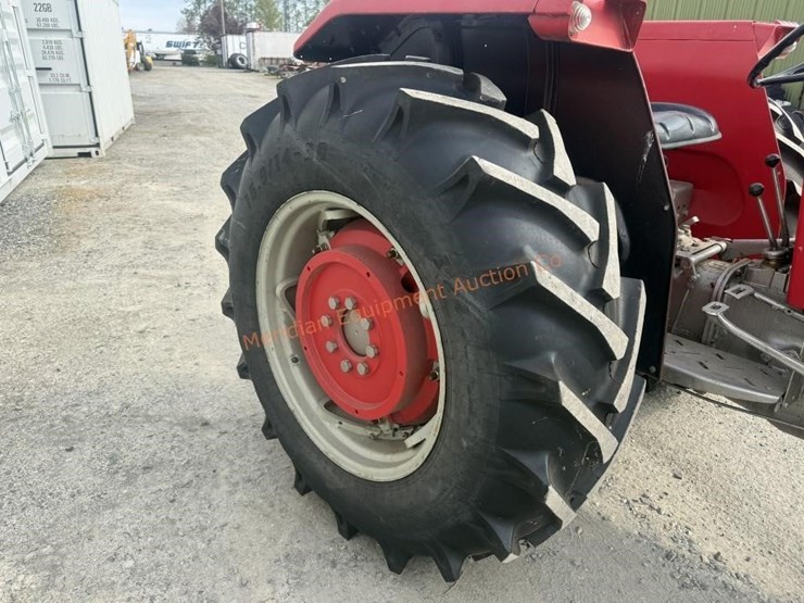 massey-ferguson-175-image-14