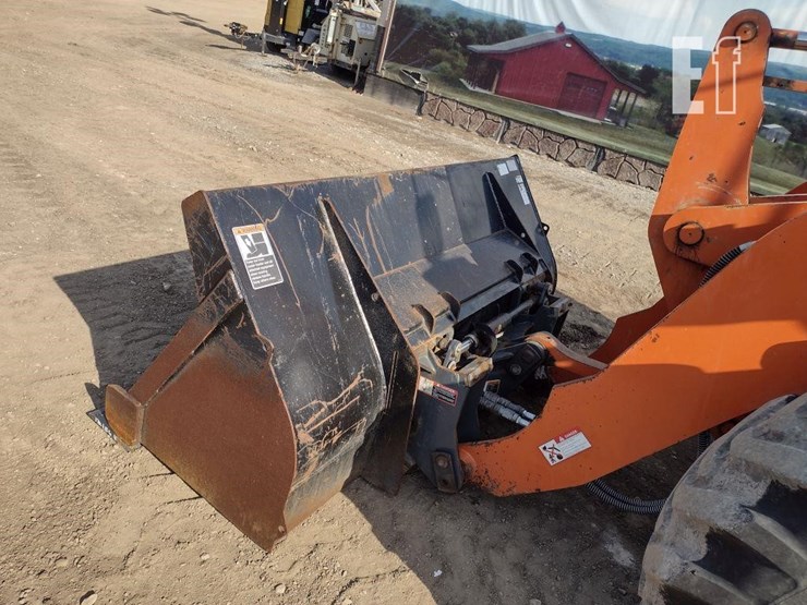 hitachi-zw80-5b-image-22