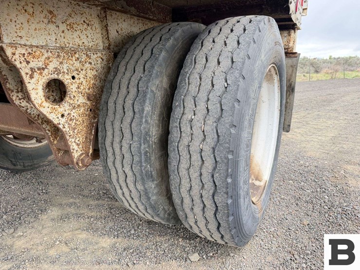 1984-fruehauf-open-top-image-17