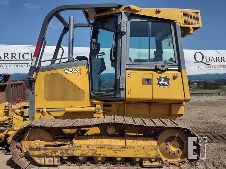 2006-deere-550j-lt-image-12