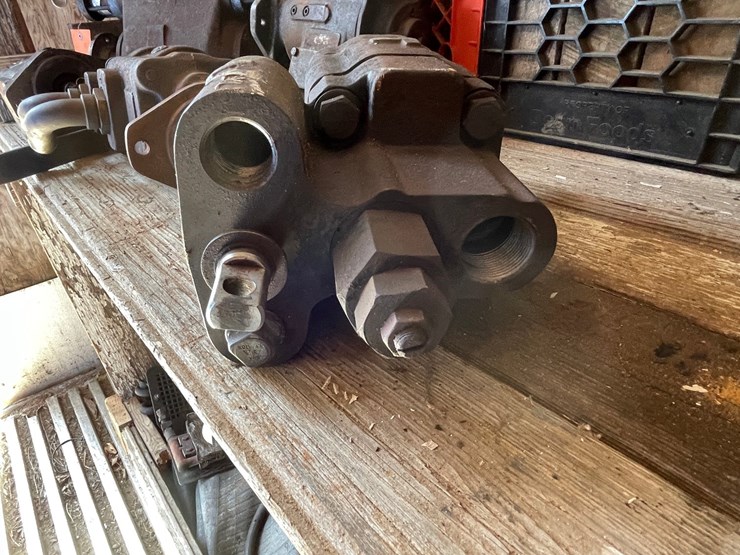 #10432-•-gresen-big-hydraulic-pump-image-7