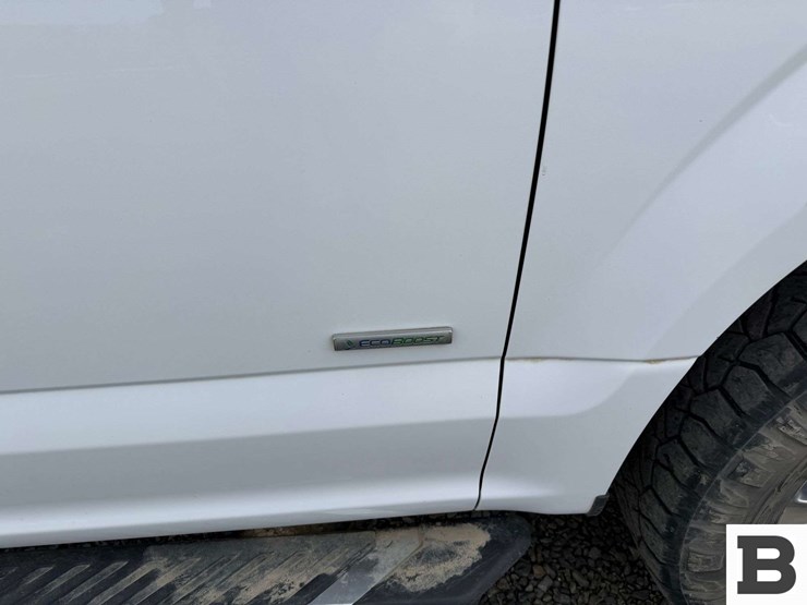 2017-ford-f150-image-25