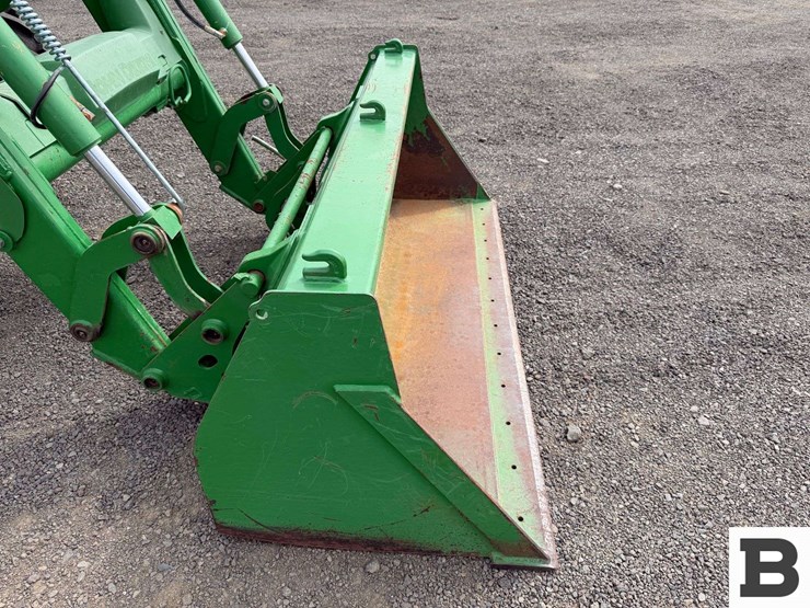 2015-john-deere-5075e-image-9