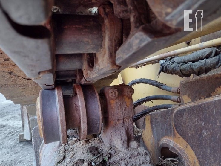 2006-caterpillar-d6n-xl-image-16