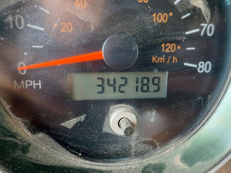 2002-kenworth-t800-image-34