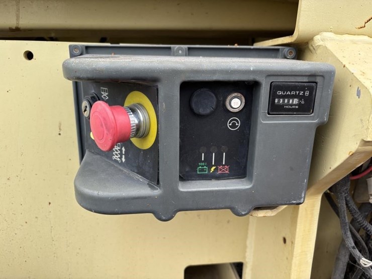 2015-jlg-2646es-image-14