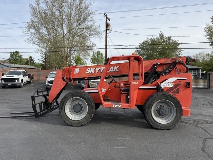 2015-sky-trak-6042-image-7