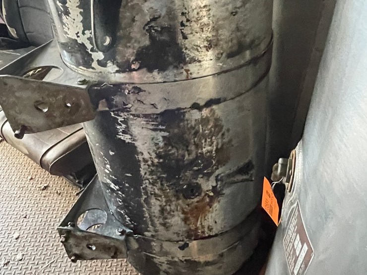 peterbilt-358-image-10