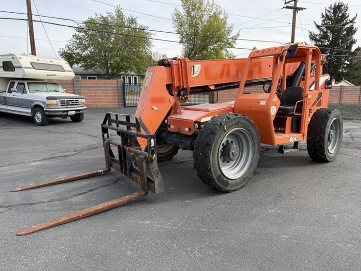 2015-sky-trak-8042-image-1