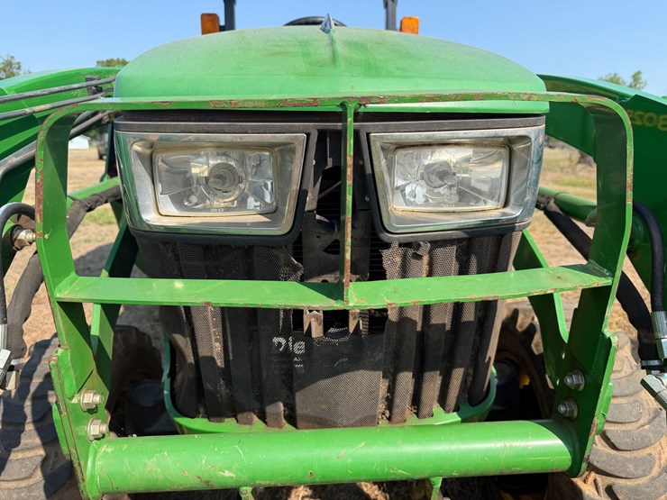 john-deere-3025e-image-10