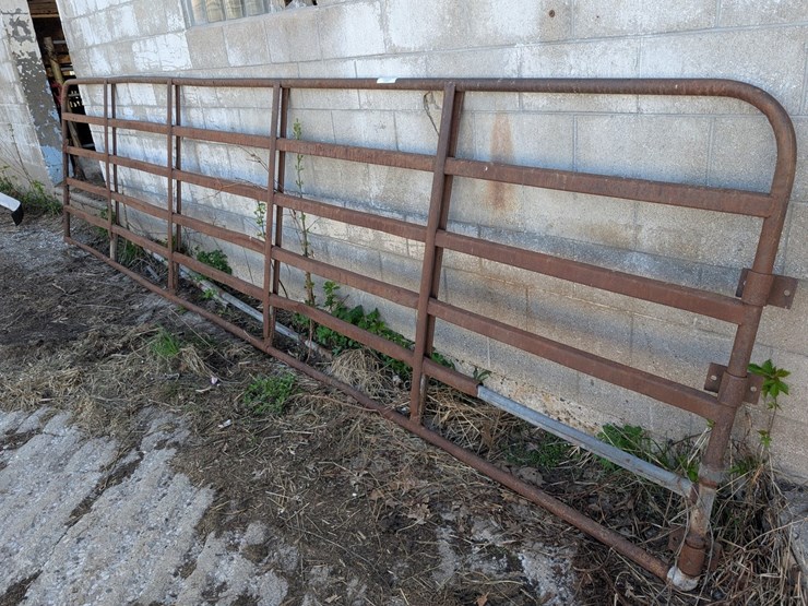#5477-•-heavy-duty-cattle-gate-image-1