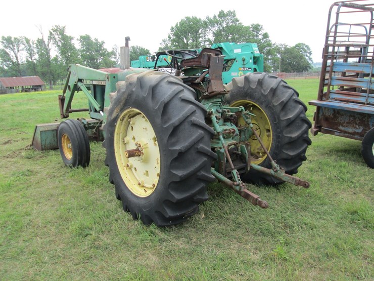 1982-john-deere-2840-image-4