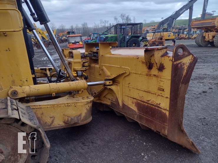 2015-caterpillar-d6t-xl-image-26