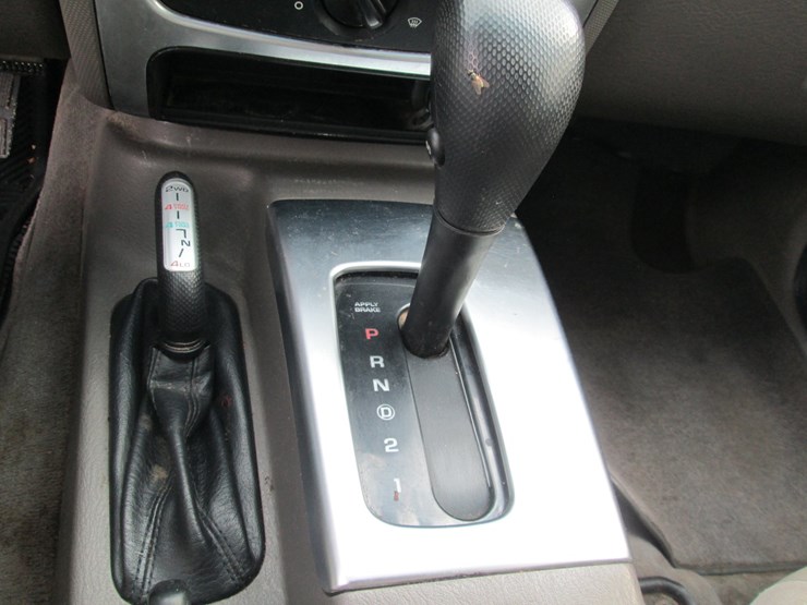 2003-jeep-liberty-image-35