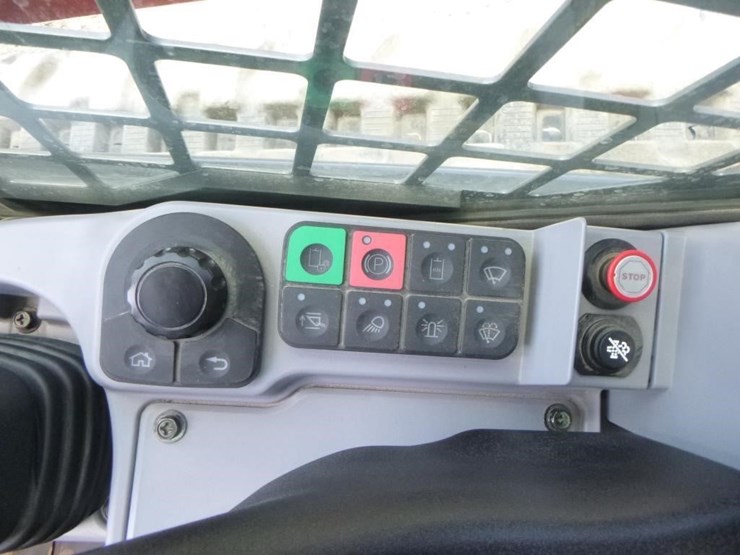 2024-kubota-svl75-3-image-27