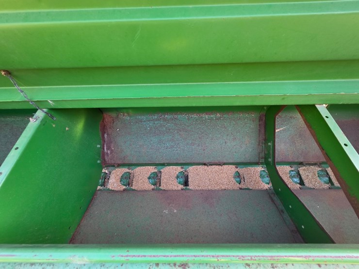 john-deere-450-image-13