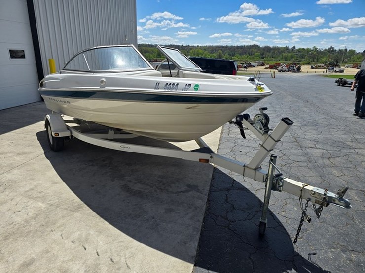 #47-•-bayliner-capri-1750-17'-fiberglass-bowrider-boat-image-7