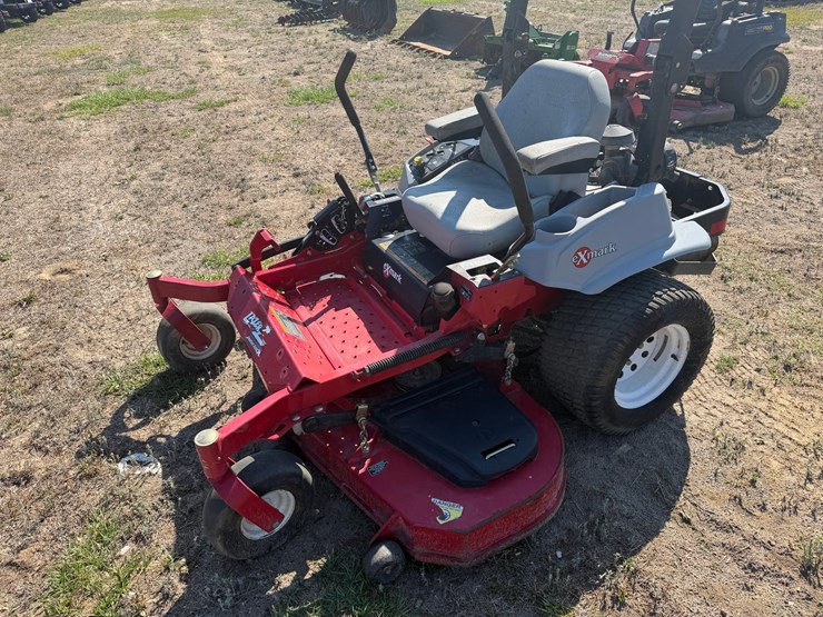 #571-•-#570-•-xmark-lazer-z-zero-turn-riding-mower-with-60”-deck-and-kohler-25-engine-image-3