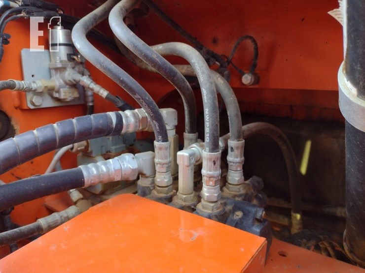 hitachi-zw80-5b-image-32