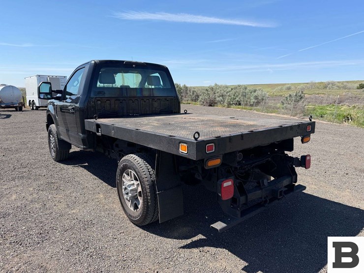 2017-ford-f350-image-3