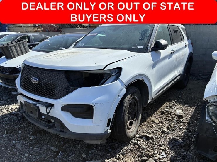 2021-ford-explorer-police-interceptor-image-1