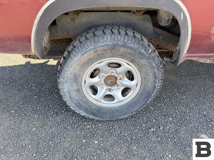 1987-nissan-pickup-image-17