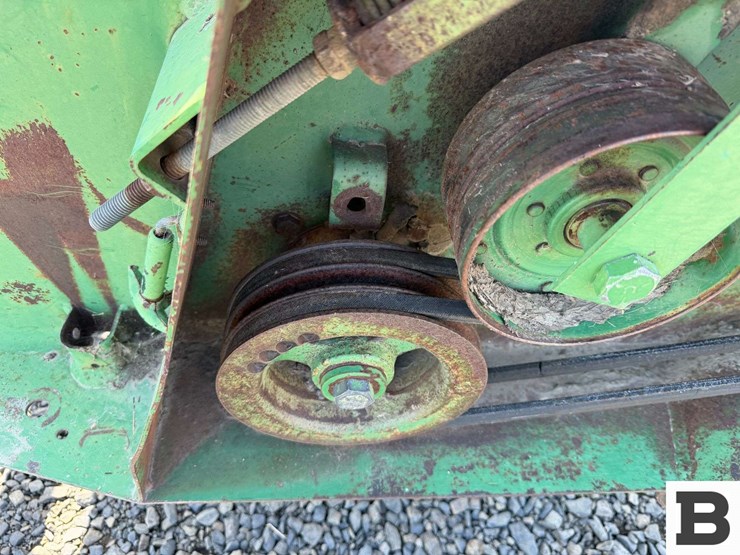john-deere-27-image-25