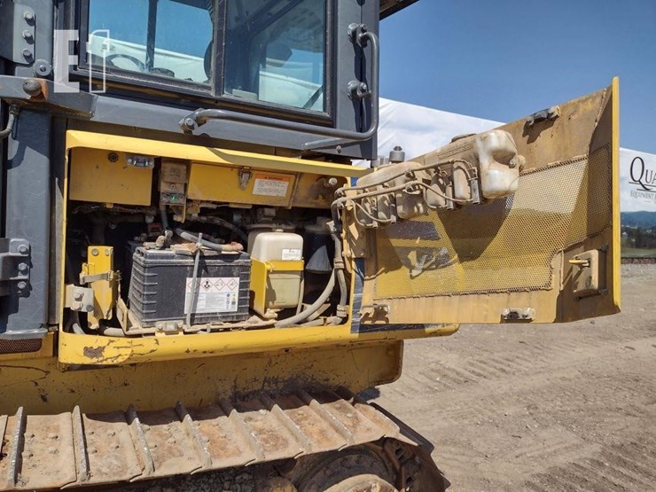 2016-komatsu-d37ex-23-image-19