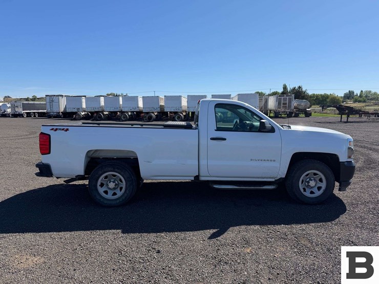 2018-chevrolet-silverado-1500-image-7