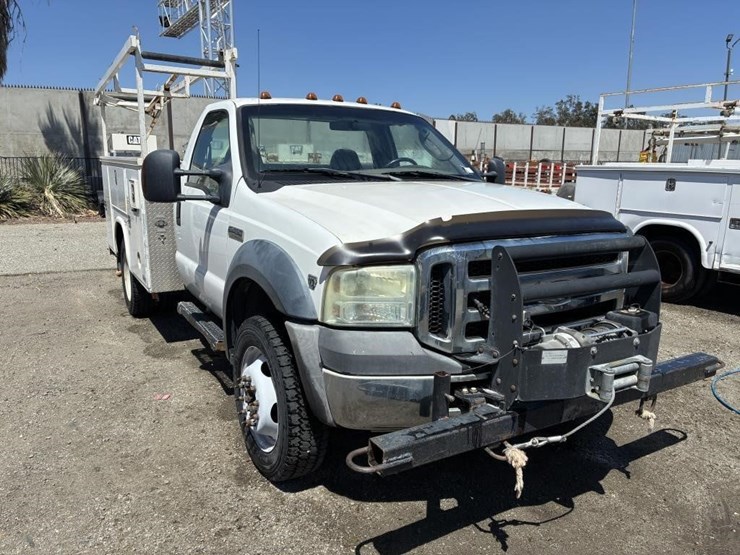 2006-ford-f450-image-2