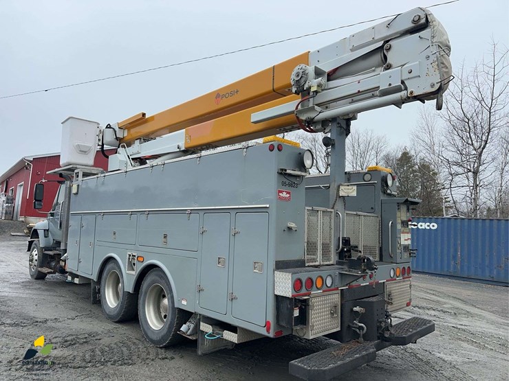 2006-international-7400-image-7