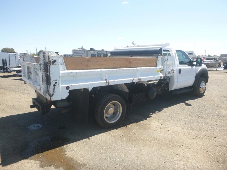 2011-ford-f550-image-3