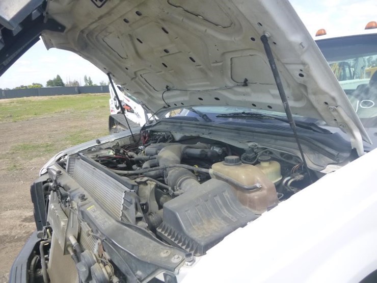 2009-ford-f350-image-26
