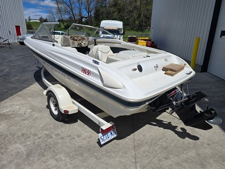 #47-•-bayliner-capri-1750-17'-fiberglass-bowrider-boat-image-3