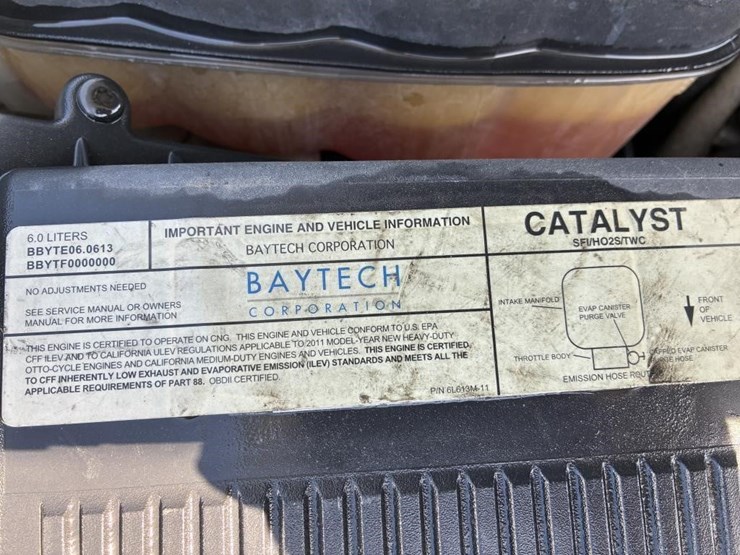 2011-chevrolet-2500-image-8