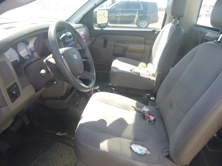 2005-dodge-ram-2500-image-10