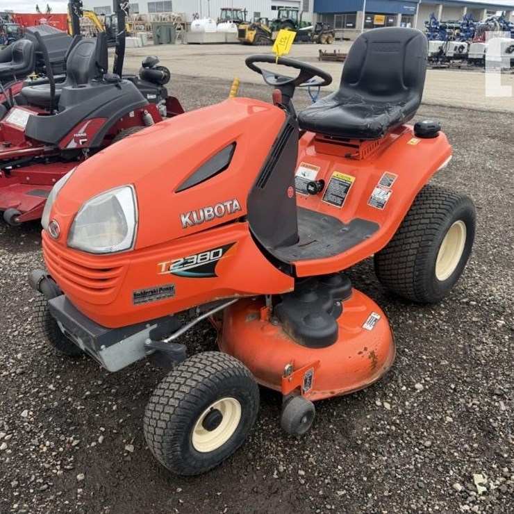 KUBOTA T2380